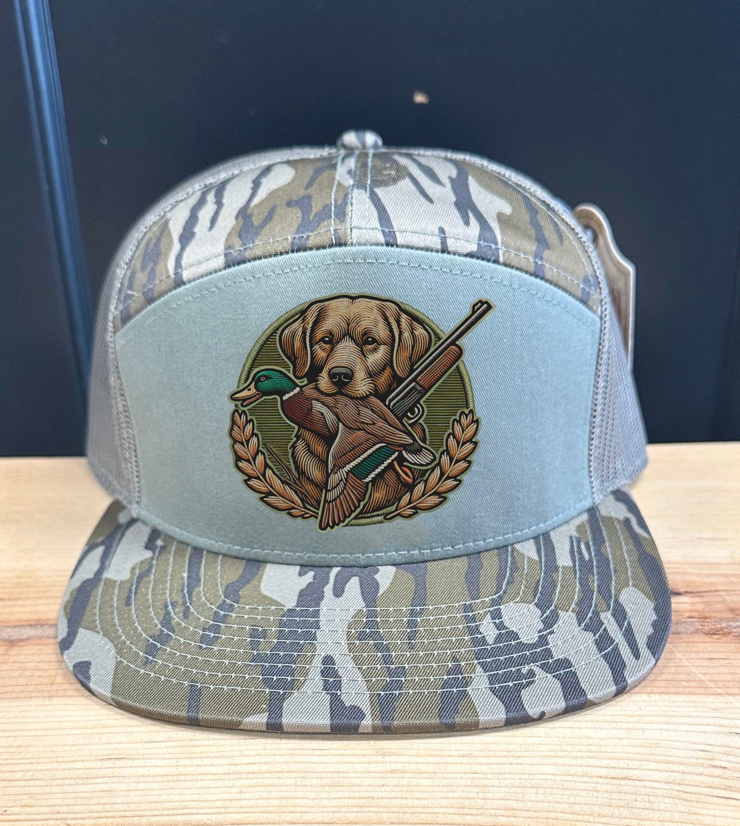 Lab - 7 Pannel Mossy Oak Bottomland